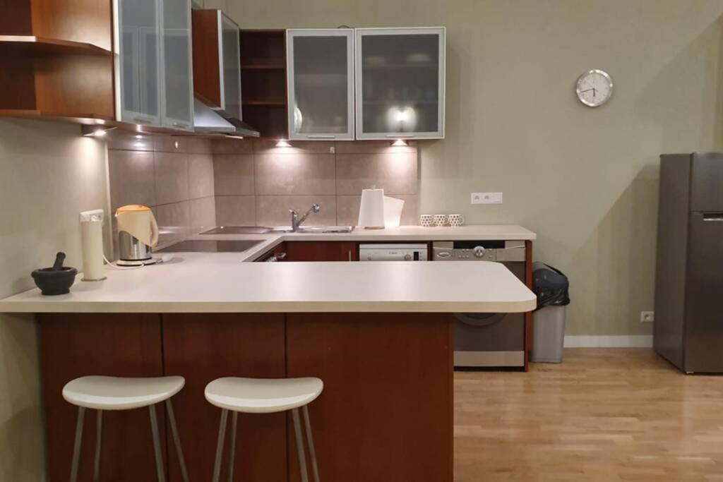 Bright&comfy -few Min To Main Square Apartament